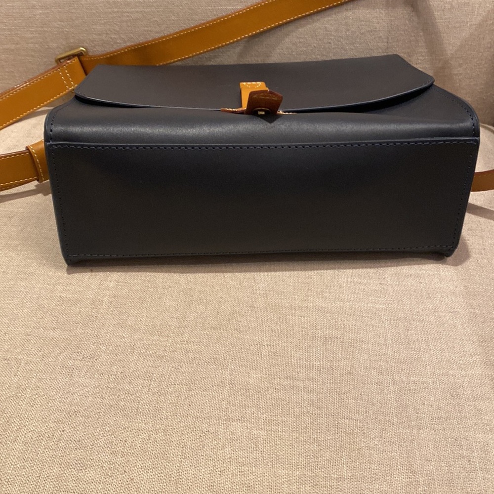IllBeCa by Joy Gryson Crossbody - Duane Street in Navy & Mustard Leather Bag - Picture 7 of 9